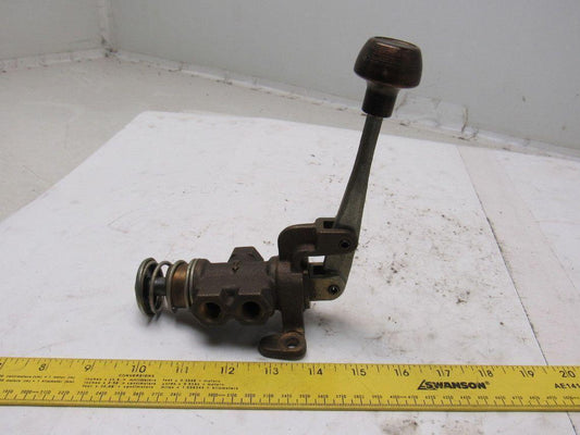 Bellows M082-218-03 3 Port Lever Operated Air Valve 1/4" Ports