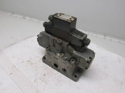 Racine FD4 BSHS 701SE Solenoid Pilot Operated 3 Position Spool Valve Unit 115V