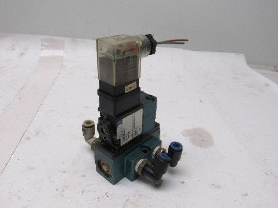 MAC 912A-PM-111JB 4 Way Single Solenoid Operated Pneumatic Valve 24V Coil