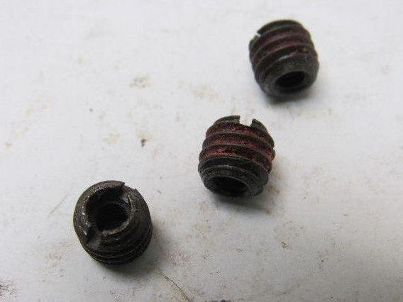 E-Z Lok 329-624 Mixed Lot New Thread Inserts 8-32, 3/8-24, 5/16-24  Lot Of 70