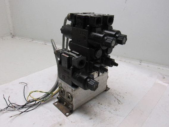 Nachi Pneumatic Directional Control Regulated Modular Valve Bank Manifold 110V