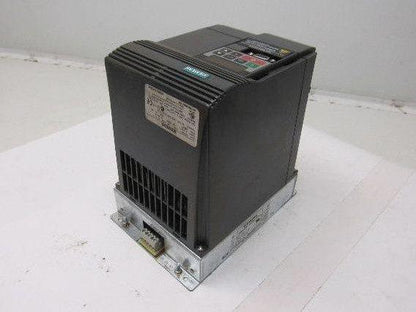 Siemens 6SE9215-8DB40 Micromaster Drive 4Hp 0-400Hz W/Interference Filter
