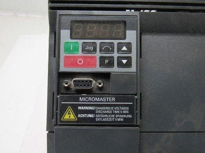 Siemens 6SE9215-8DB40 Micromaster Drive 4Hp 0-400Hz W/Interference Filter