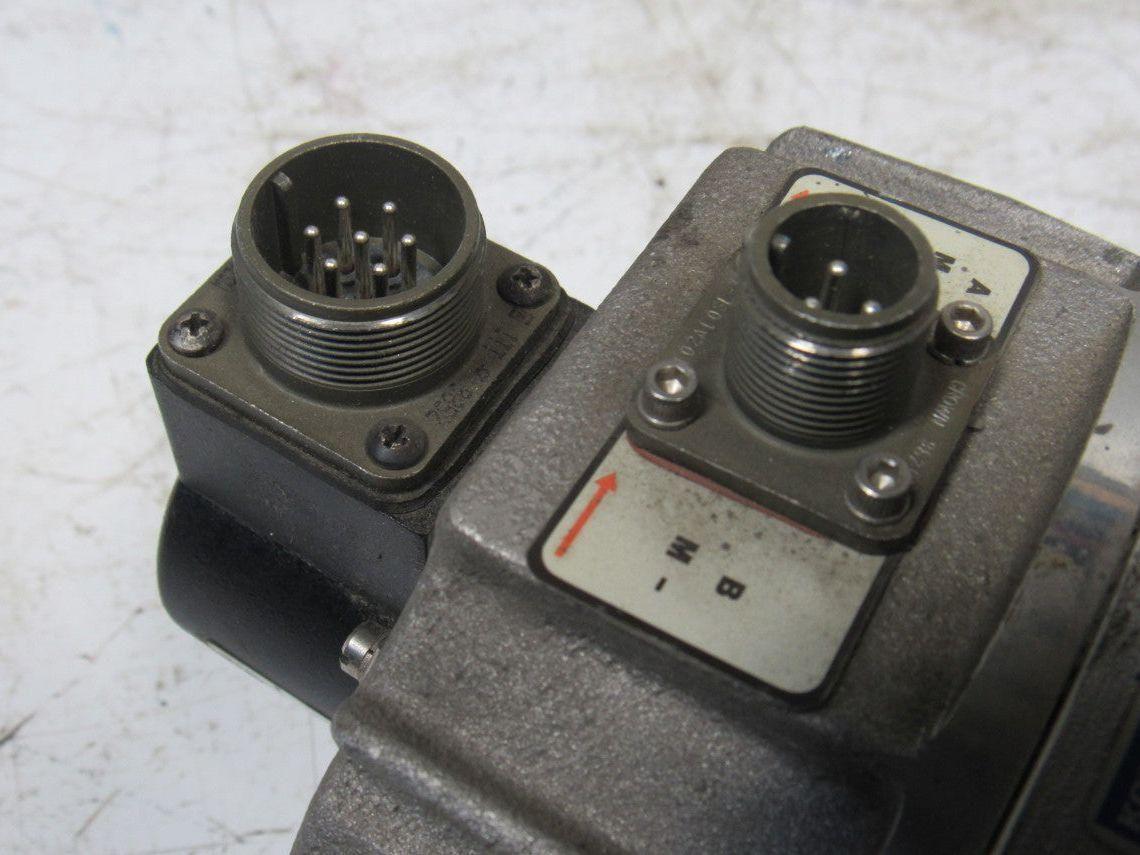 Kollmorgen JR12M4CH 60.8VDC .53Hp 3000RPM ServoDisc DC Motor 1/2" Shaft