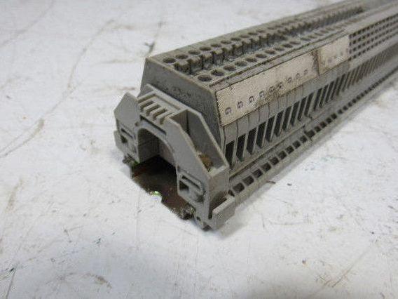 Allen Bradley 1492-W3 600V 30A Electrical Terminal Block 100 Pieces On DIN Rail