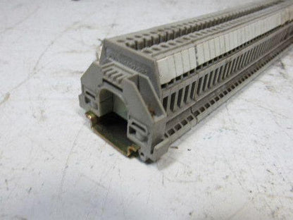 Allen Bradley 1492-W3 600V 30A Electrical Terminal Block 100 Pieces On DIN Rail