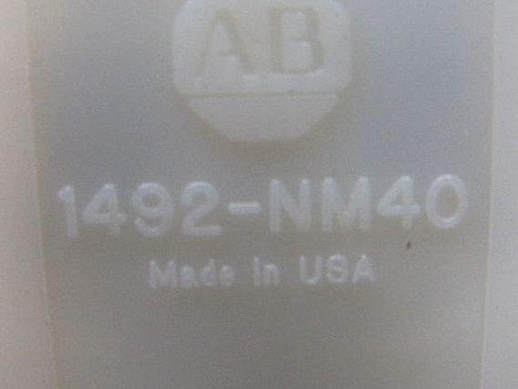 Allen Bradley 1492-HM2 24A 600V Terminal Block Two Circuit 60 Pieces on DIN Rail
