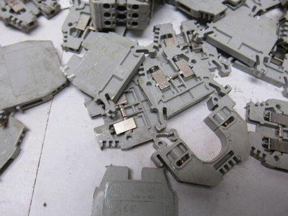 Allen Bradley 1492-W3 600V 30A Electrical Terminal Block 95 Pieces