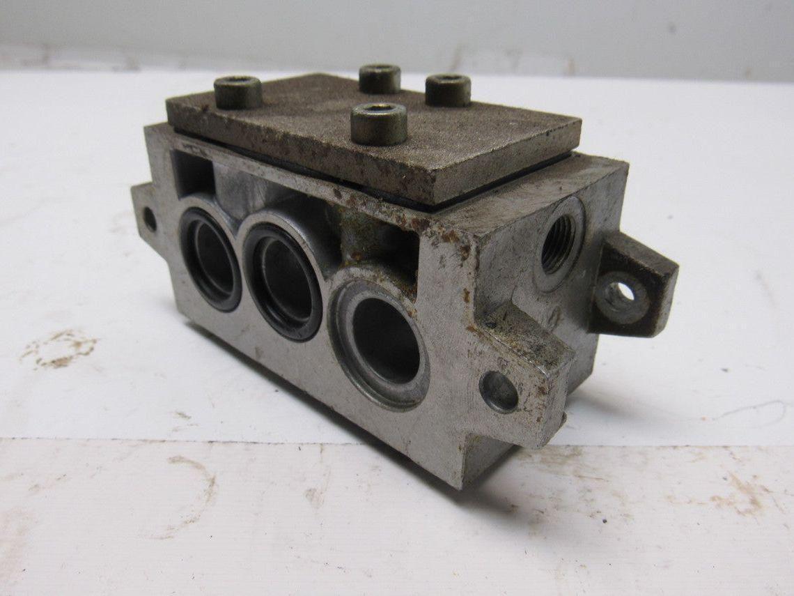 Norgren VDMA 2434501 ISO #2 Valve Sub Block Plate Lot Of 4