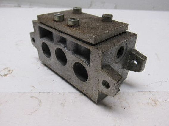 Norgren VDMA 2434501 ISO #2 Valve Sub Block Plate Lot Of 4