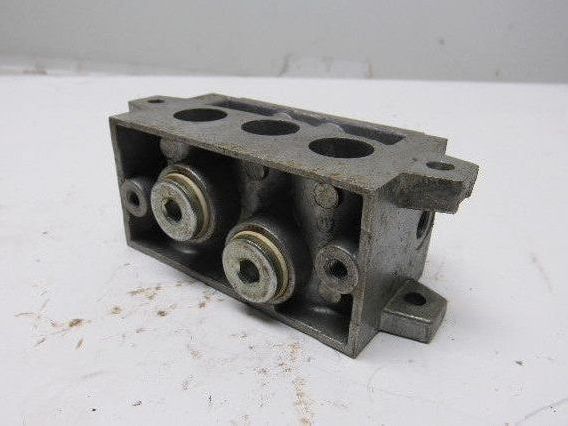 Norgren VDMA 2434501 ISO #2 Valve Sub Block Plate Lot Of 4