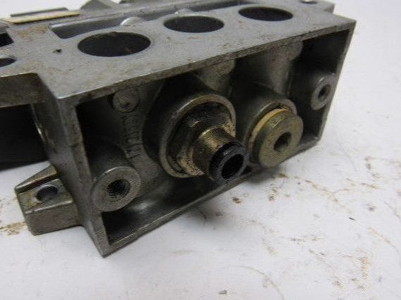 Norgren SXE9573-871-M1 Solenoid Actuated Air Valve 5/2 Base 24V Coil