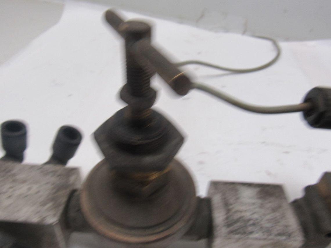 Burkert 00501940 Pneumatic Flow Control Solenoid Valve Assembly 24VDC Coil