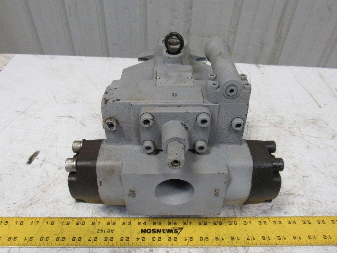 RL50-7001 RBKX PCX3XX-XX Hydraulic Motor 1-1/4" Shaft 1-1/4" NPT