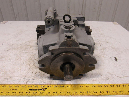 RL50-7001 RBKX PCX3XX-XX Hydraulic Motor 1-1/4" Shaft 1-1/4" NPT