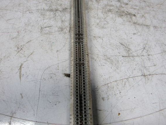 Phoenix Contact UK4 Terminal Block Strip On DIN Rail 125+ Pieces