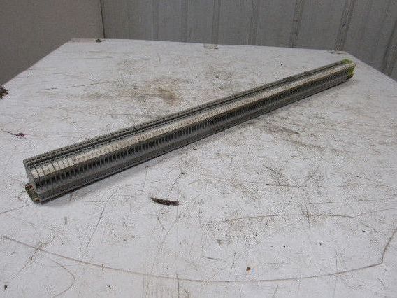 Phoenix Contact UK4 Terminal Block Strip On DIN Rail 125+ Pieces