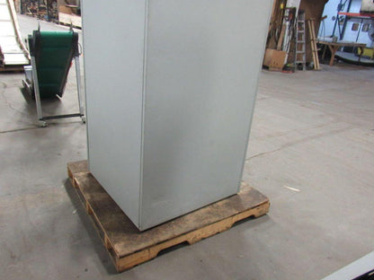 Liebert BU071WAA Liebert Upflow liquid Cooled AC 460v 3Ph