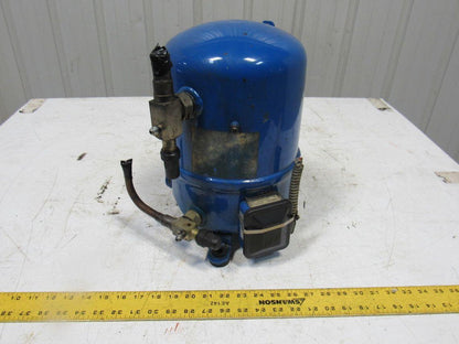 Man
Maneurop MTE36JG4D 460V 50/60Hz Refrigerated Reciprocating Compressor