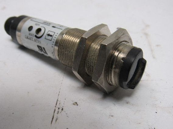 Sick Optic VS180-D430 Photoelectric Sensor 12-24V
