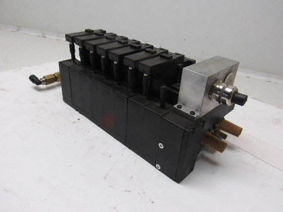 Rexroth 335 505 0920 Pneumatic Valve Manifold Assembly 576 360 020 0