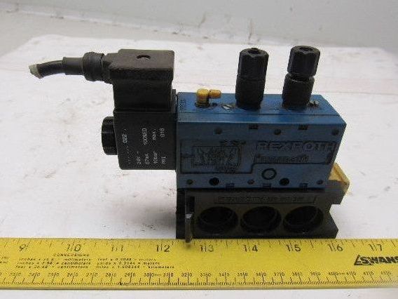 Rexroth  P-031163-00005 5/2 Position Solenoid Control Valve 24V Coil W/Manifold