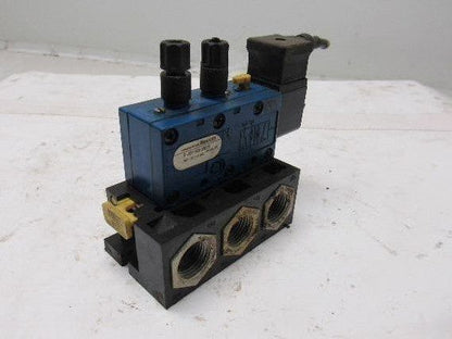 Rexroth  P-031163-00005 5/2 Position Solenoid Control Valve 24V Coil W/Manifold