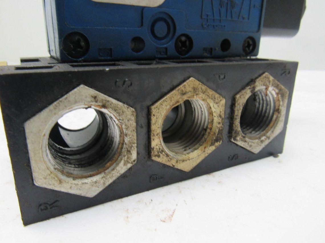 Rexroth  P-031163-00005 5/2 Position Solenoid Control Valve 24V Coil W/Manifold