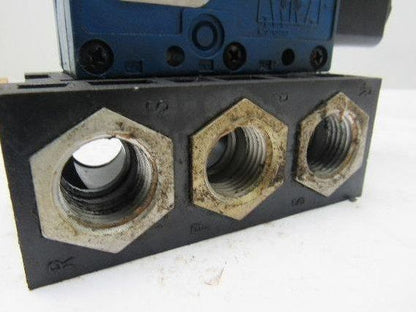 Rexroth  P-031163-00005 5/2 Position Solenoid Control Valve 24V Coil W/Manifold