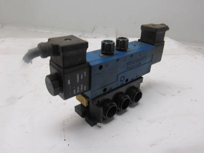 Rexroth PW67707-1 Pneumatic Valve 24VDC Coil W/Manifold Block