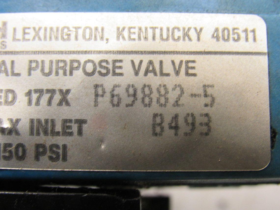 Rexroth P69882-5 Pneumatic Valve 24VDC Coil W/Manifold Block