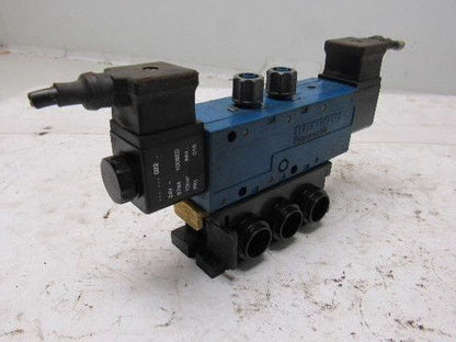 Rexroth P31165-5 Pneumatic Valve 24VDC Coil W/Manifold Block