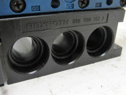 Rexroth P31165-5 Pneumatic Valve 24VDC Coil W/Manifold Block