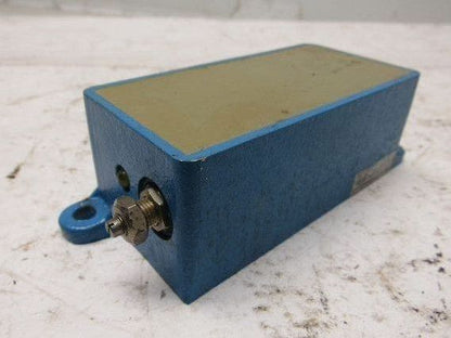 Allen Bradley Photo Switch 871F-D70NN50-D4 A Photo Switch 10-30VDC N.O. 400mA