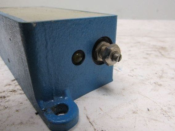 Allen Bradley Photo Switch 871F-D70NN50-D4 A Photo Switch 10-30VDC N.O. 400mA