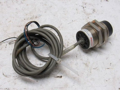 Honeywell 992AB30ANA2 Inductive Proximity Sensor