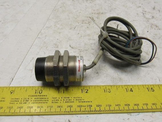 Honeywell 992AB30ANA2 Inductive Proximity Sensor