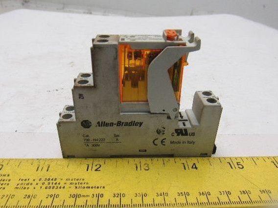 Allen Bradley 700-HK32A1-3-4 700-HN222 120V AC Relay Module And Base Lot Of 2