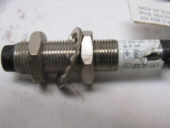 Balluff BES 516-356-BO-C Proximity Sensor Switch Lot Of 2