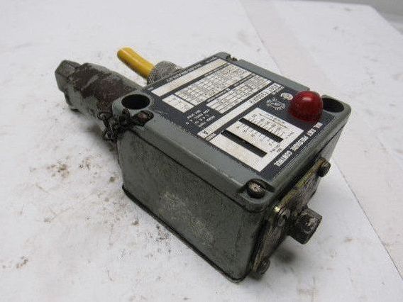 Allen Bradley 836T-T350JX9 80-550 PSI Range 600V Max Pressure Switch