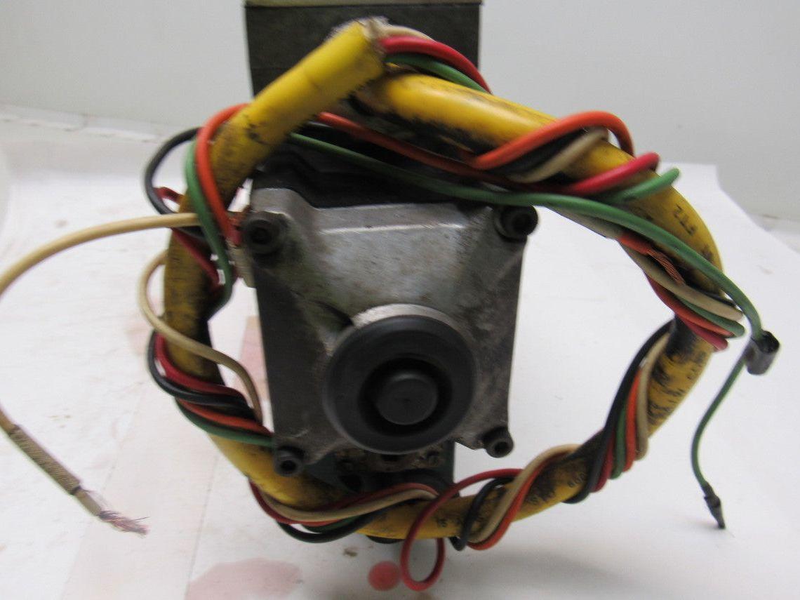 Rexroth 4WE10E21/AW110NDALV-A Hydraulic Directional Valve 110V Coil