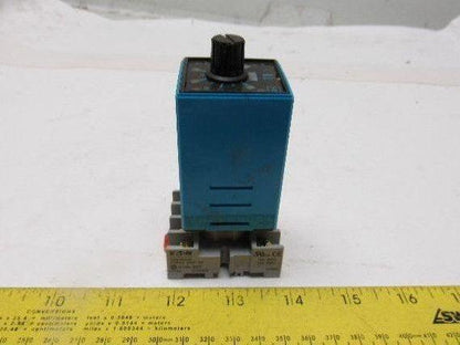 Eaton TRN 2P Electronic Timing Relay 8 Pin Volts 24AD W/D3PA2 Base