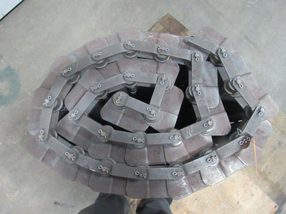 SteeltraK 18"x 108" Carbon Steel And Mild Steel Hinge Type Scrap Conveyor Chain