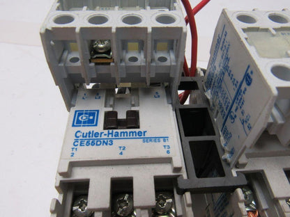 Cutler Hammer CE55DN3 Ser B1 Reversing Relay W/C320KGT8 Aux Contact