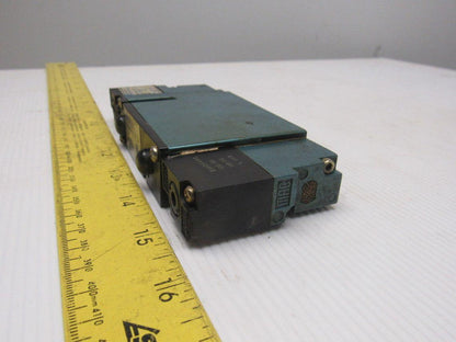 MAC 92B-BAB-000-DM-DJAP-1DG 4/2Way Double Solenoid Operated Valve 110V Coil