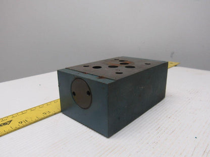 Bosch 0 811 020 027 4500 PSI Check Valve Block