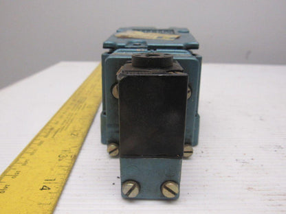 MAC 6331C-311-PM-111DA 4/3 Position Air Valve 1 Solenoid 120V Coil