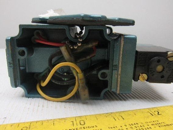 MAC 6331C-311-PM-111DA 4/3 Position Air Valve 1 Solenoid 120V Coil