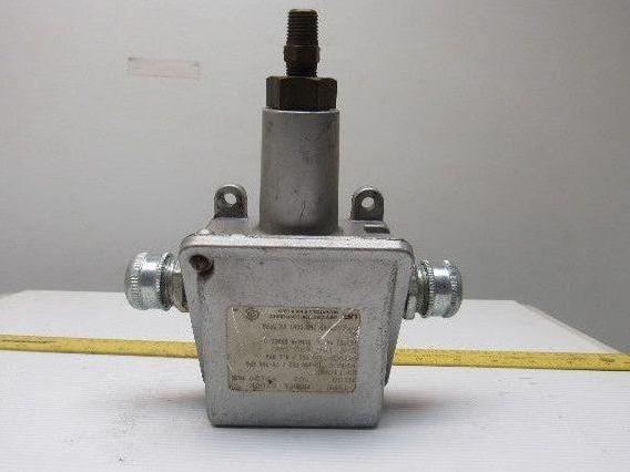 United Controls H100-702 Control Pressure Switch