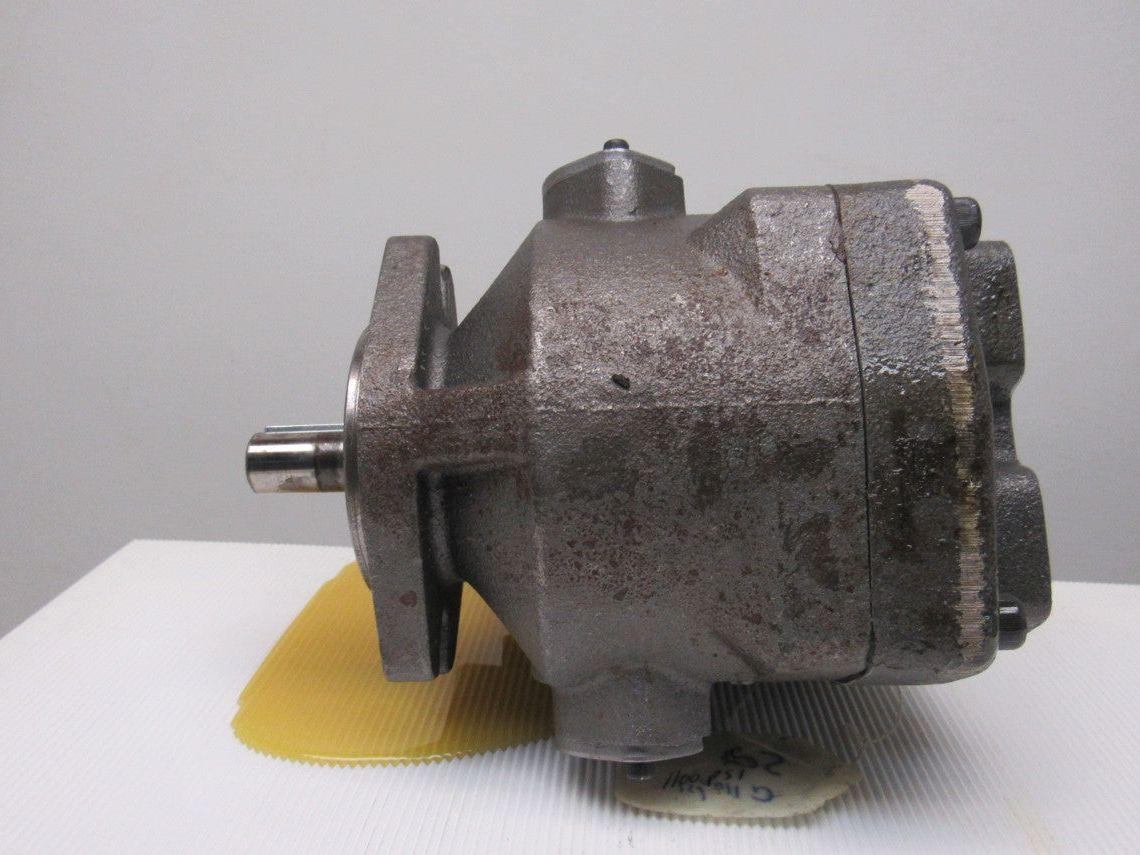 Parker PVP1636BRV12X3932 3600 PSI 7.8 GPM 3/4" Shaft Variable Volume Piston Pump